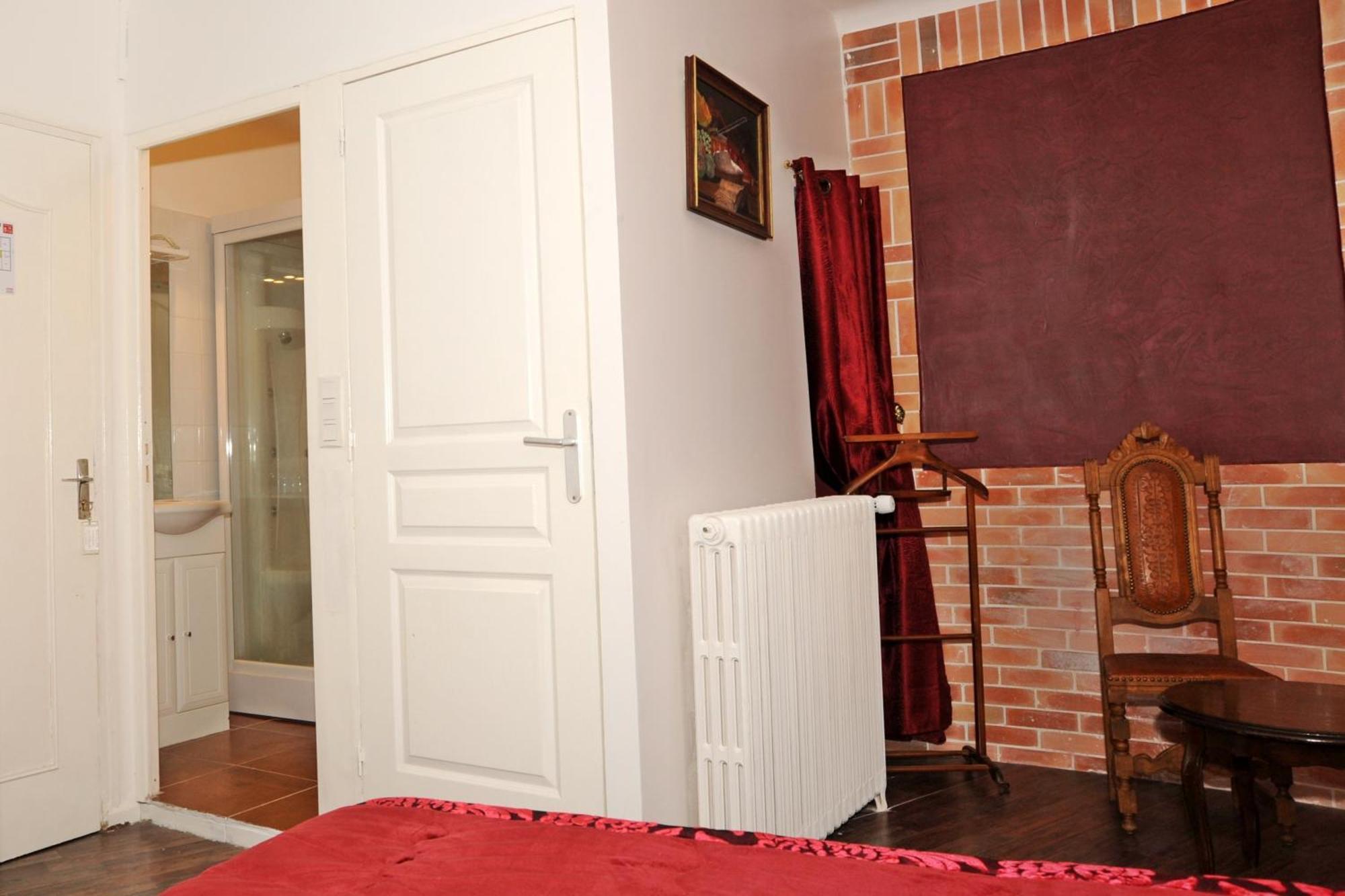 Hotel La Tour Sully-sur-Loire Zewnętrze zdjęcie